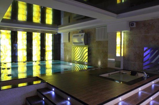 Silver Rain Spa Salon